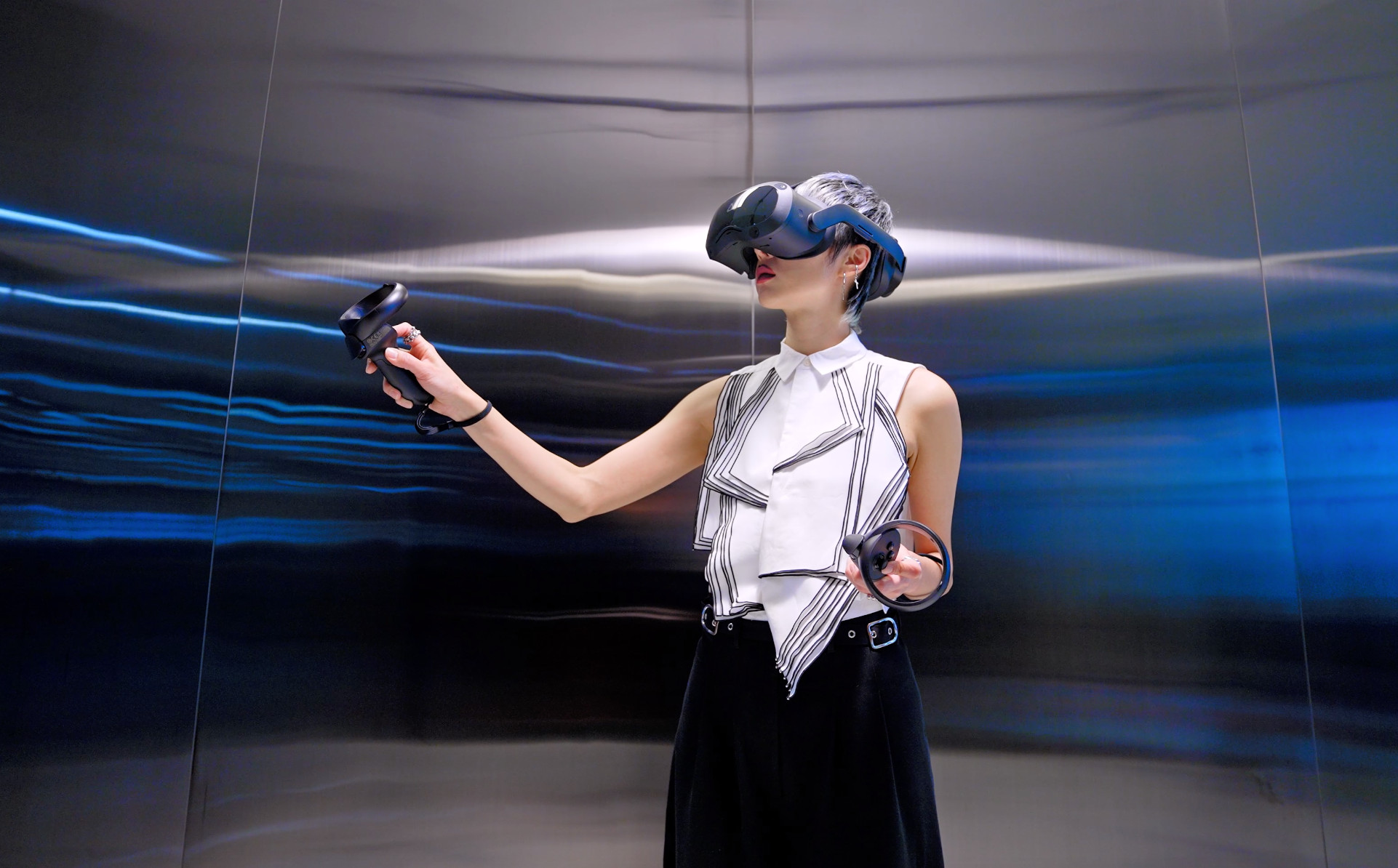 HTC Vive Focus 3 product in use