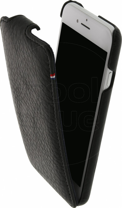 Decoded Leather Flipcase iPhone 7/6/6s Zwart is nooit meer leverbaar