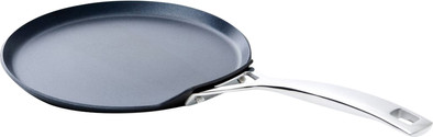 Le Creuset Les Forgees Crepe Pan 28cm is no longer available