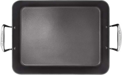 Le Creuset Roasting pan 35x27 cm is no longer available