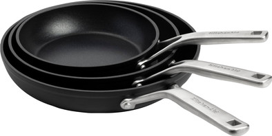 KitchenAid Forged Hardened Aluminium koekenpannenset 20+24+2 is nooit meer leverbaar