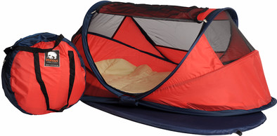 Deryan Travel Cot Baby Luxe Red is nooit meer leverbaar