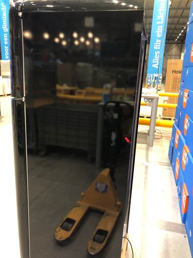 SMEG FAB30RBL5 is no longer available