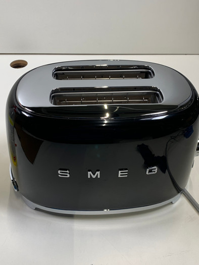 SMEG TSF01BLEU Zwart is nooit meer leverbaar