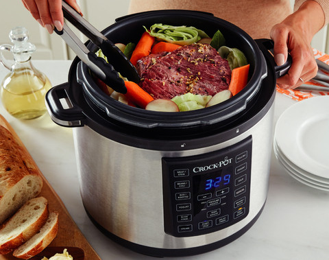 Crock-Pot CR051 5,7 Liter product in gebruik