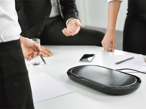 Jabra Speak 810 Conference Speakerphone UC USB/BT & Link370 product in gebruik