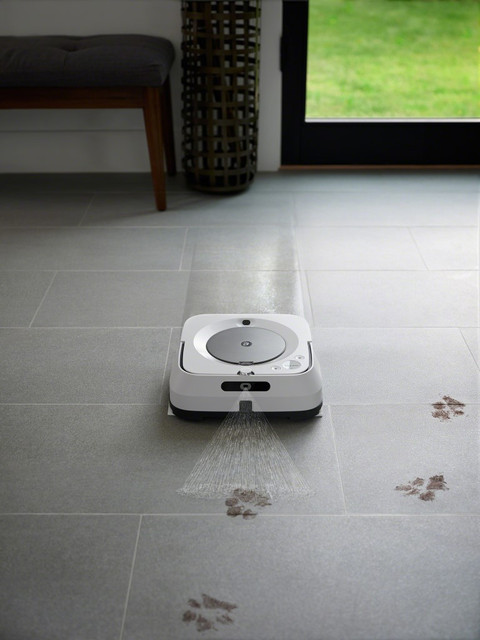 iRobot Braava M6138 product in use