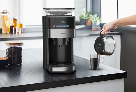 Krups Grind and Brew KM8328 product in use