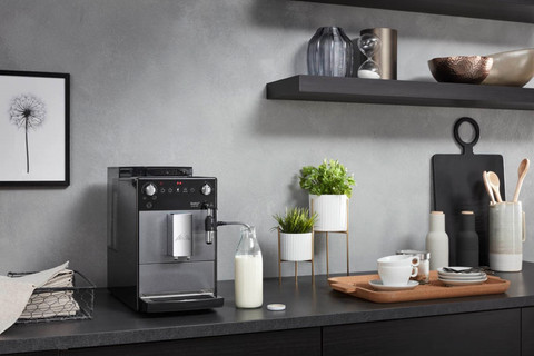 Melitta Avanza F270-100 Mystic Titan product in use