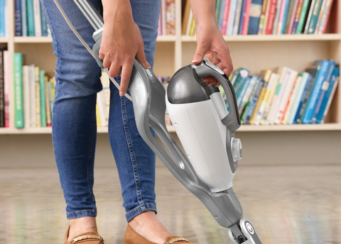 BLACK+DECKER 1600W Steam-mop 8 accessoires product in gebruik