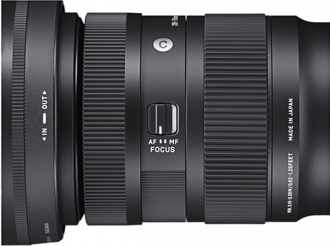 Sigma 28-70mm f/2.8 DG DN Contemporary Sony E-mount right side