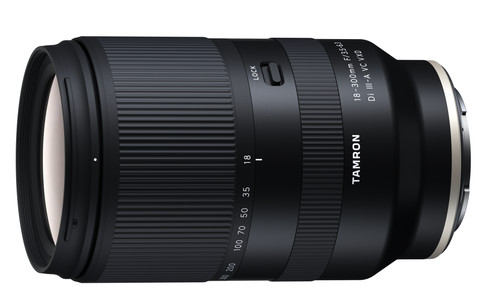 Tamron 18-300mm f/3.5-6.3 Di III-A VC VXD Sony E null