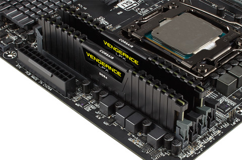 Corsair VENGEANCE® LPX 32GB (2x16GB) DDR4 DRAM 2666MHz C16 product in use