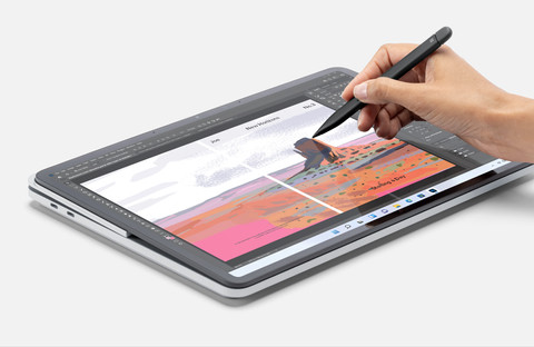 Microsoft Surface Slim Pen 2 Zwart product in gebruik