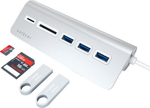 Satechi Aluminum USB Hub USB-C Silver product in use