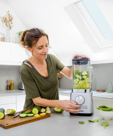 Magimix Power Blender 5 XL Mat Chroom product in gebruik