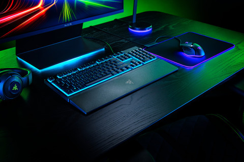 Razer Ornata V3 X Gaming Toetsenbord Qwerty product in gebruik