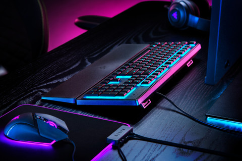 Razer Ornata V3 X Gaming Toetsenbord Qwerty product in gebruik