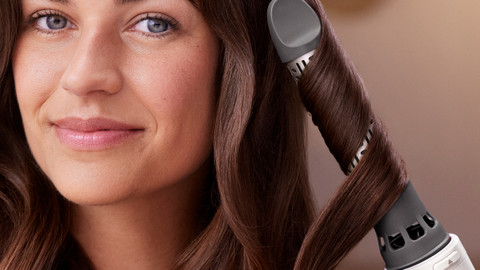 Philips Airstyler BHA710/00 product in gebruik