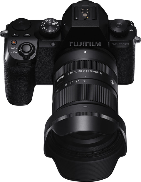 Sigma 18-50mm f/2.8 DC DN Contemporary Fujifilm X mount product in gebruik