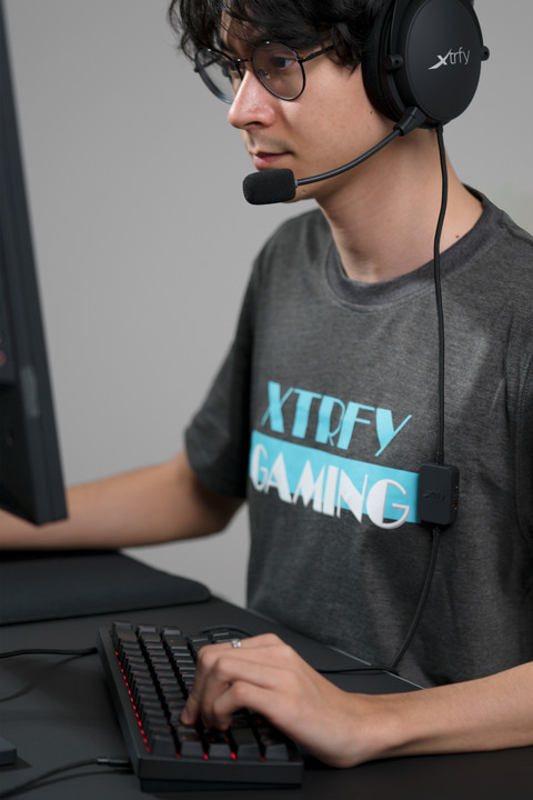 Xtrfy K5 Compact Gaming-Tastatur Qwertz Schwarz produkt in gebrauch