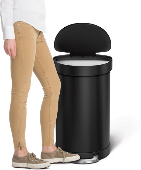 Simplehuman Trash Can Liner Pocket Semi Round 45L Black product in use