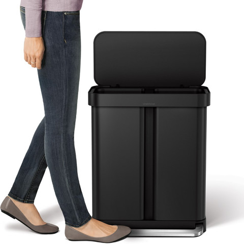 Simplehuman Liner Pocket Recycler 24 + 34 liter Z product in gebruik