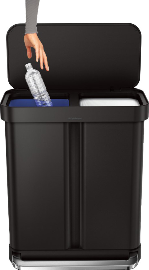 Simplehuman Liner Pocket Recycler 24 + 34 liter Z product in gebruik