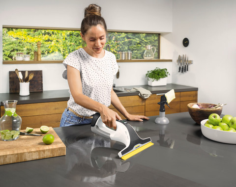 Karcher WV 7 Signature Line product in use