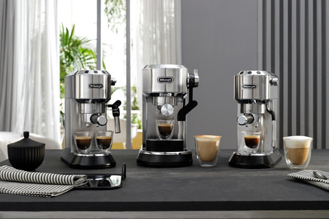 De'Longhi Dedica Maestro Plus EC950.M product in gebruik