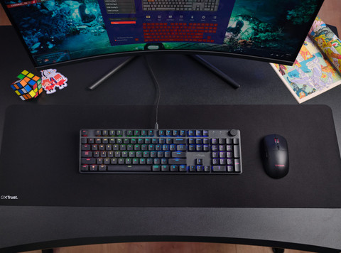 Trust GXT 866 Torix Mechanical Gaming Keyboard QWERTY Black product in use