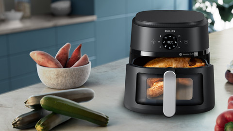 Philips Airfryer L NA231/00 product in use