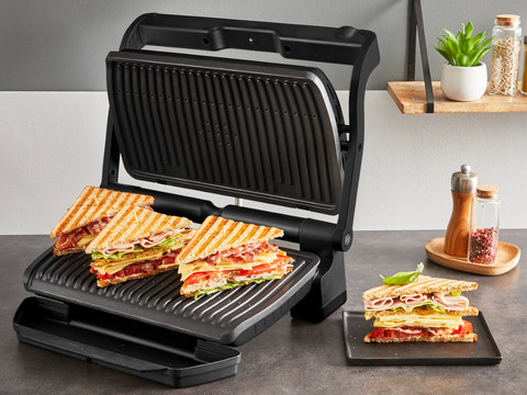 Tefal OptiGrill+ XL GC7278 Zwart product in gebruik