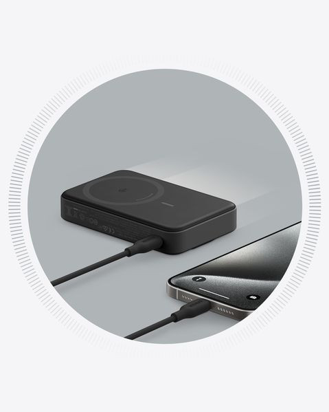 Anker Wireless Power Bank with MagSafe and Qi2 Magnet 10,000mAh with Fast Charging Black product in use