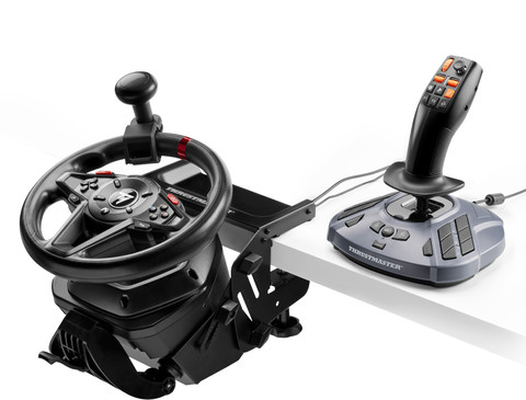 Thrustmaster Simtask Farm Stick PC product in gebruik