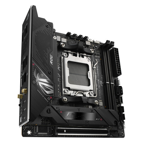 ASUS ROG Strix B650E-I GAMING WIFI côté gauche