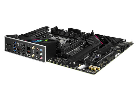 ASUS ROG Strix B650E-F GAMING WiFi left side