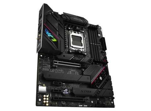 ASUS ROG Strix B650E-F GAMING WiFi left side