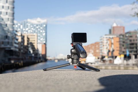 Rollei Creator Grip Mini Tripod product in use