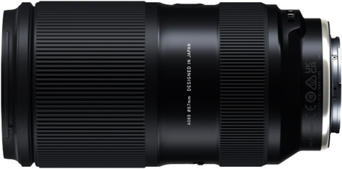 Tamron 50-300mm f/4.5-6.3 Di III VC VXD Sony E rechte seite