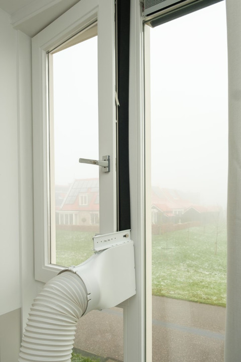 Eurom Window Way-Out product in use