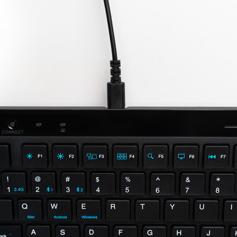 JLab JBuds Wireless Bluetooth Keyboard QWERTY detail