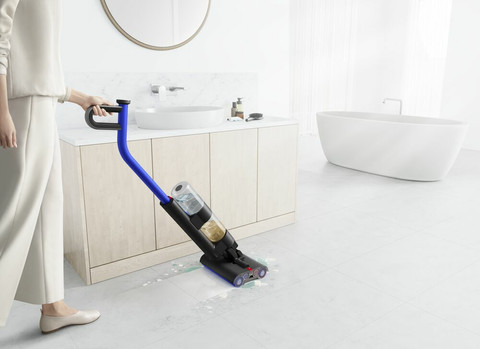 Dyson Wash G1 product in use