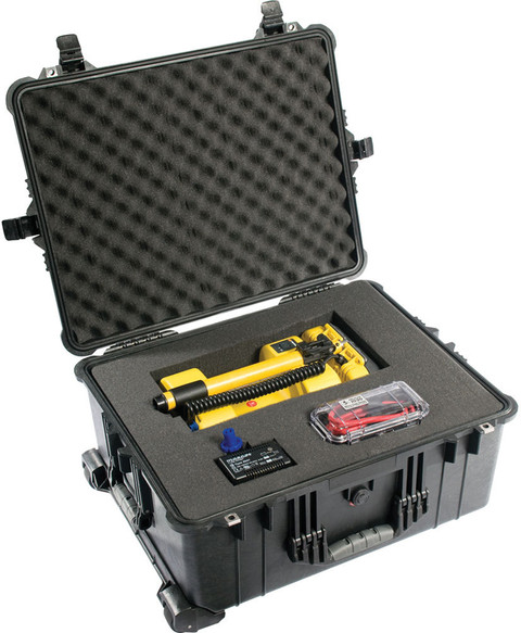 Peli 1610 Protector Case Black Trolley with Foam Insert inside