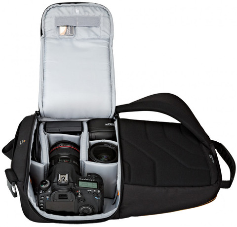 Lowepro Slingshot Edge 250 AW Noir intérieur