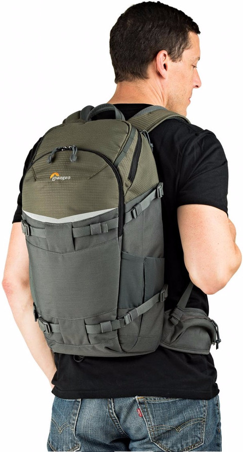 LowePro Flipside Trek BP 350 AW Gray/Dark Green product in use