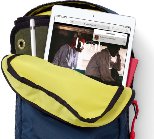 Apple iPad (2020) 10.2 inch 32 GB Wifi Space Gray product in gebruik