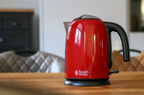 Spreek luid Ik wil niet Burgerschap Russell Hobbs Colours Plus+ Flame Red - Coolblue - Voor 23.59u, morgen in  huis