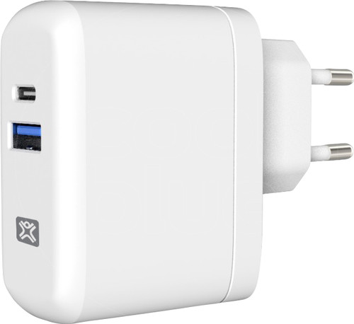 XtremeMac Power Delivery Charger with 2 USB Ports 30W White Main Image