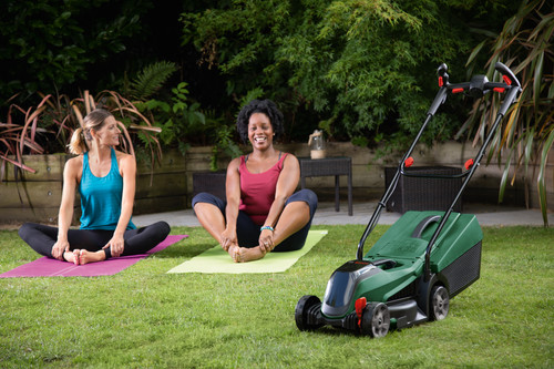 - DE BESTE BOSCH CITYMOWER 18V-32 INCLUSIEF 4 AH ACCU (2x)